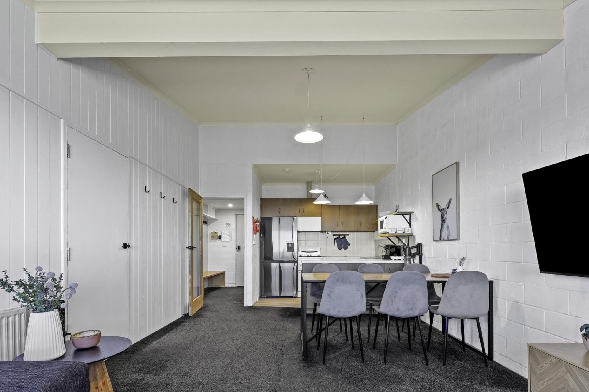 Alpine Cabin- Spa/Pool/Sauna Mount Hotham Luaran gambar